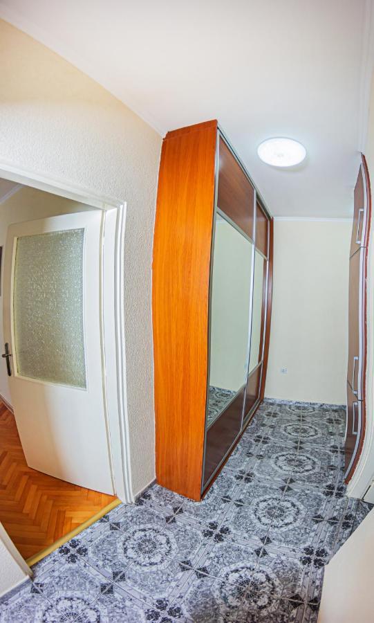 Apartment Emili City Center Бар Экстерьер фото